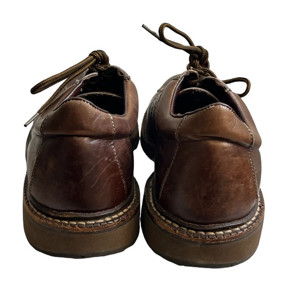 Allen Edmonds \